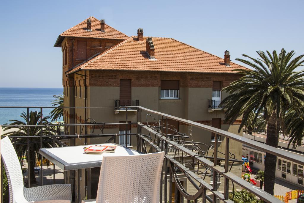 Hotel Mimosa Spotorno Pokoj fotografie