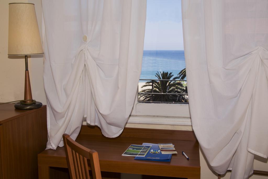 Hotel Mimosa Spotorno Pokoj fotografie